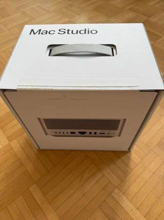 Apple Mac Studio M2 Ultra (24-core CPU / 76-core GPU / 192 GB RAM / (Orlando)