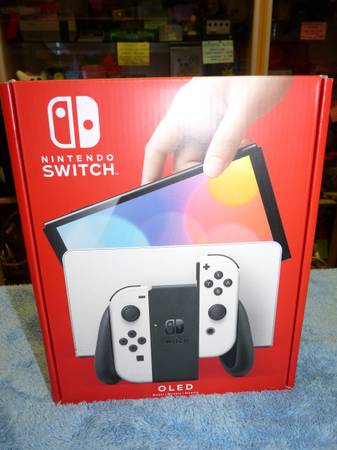 Nintendo Switch (Hollywood)