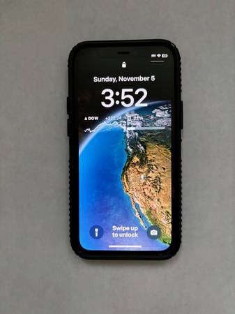 Apple iphone 12 mini 128Gb.Unlocked - $220 (Sunny Isles Beach)