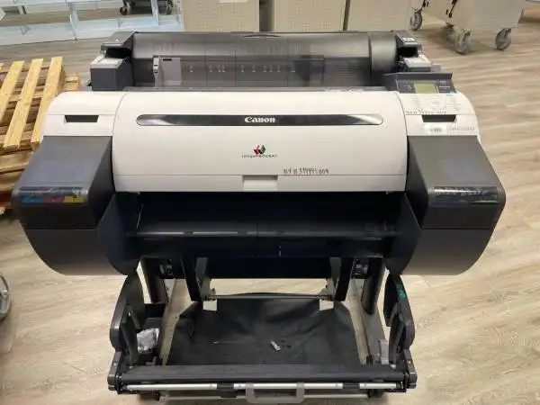 Canon ImagePROGRAF IPF680 printer