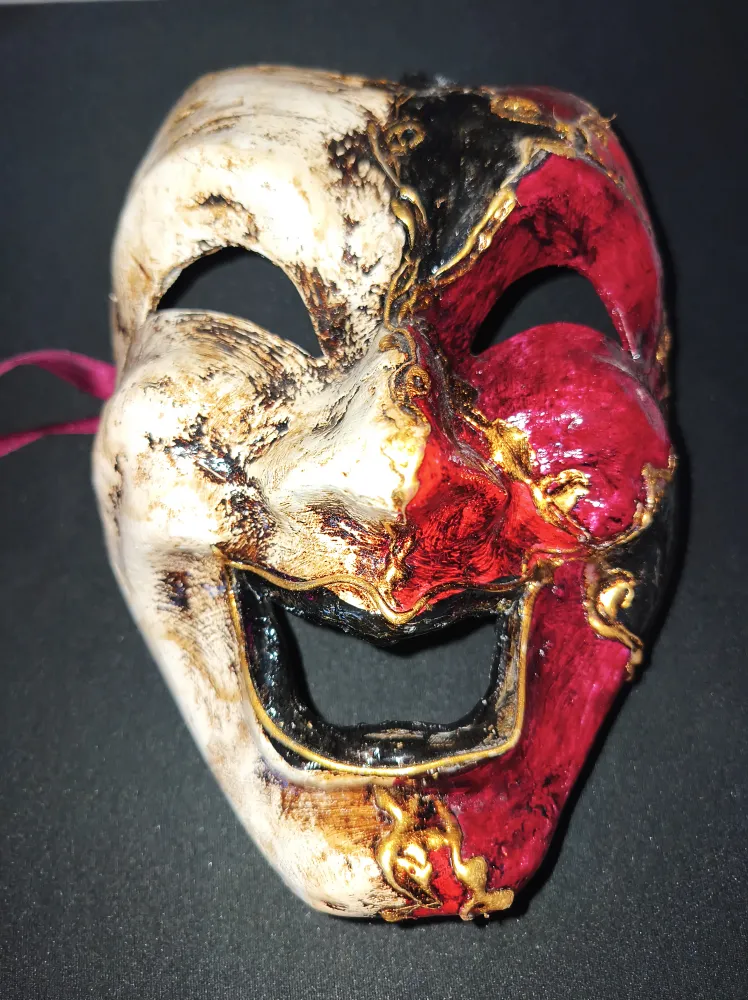 8MADE IN ITALIA8REALHANDMADEMASK8WITHREALGOLD8