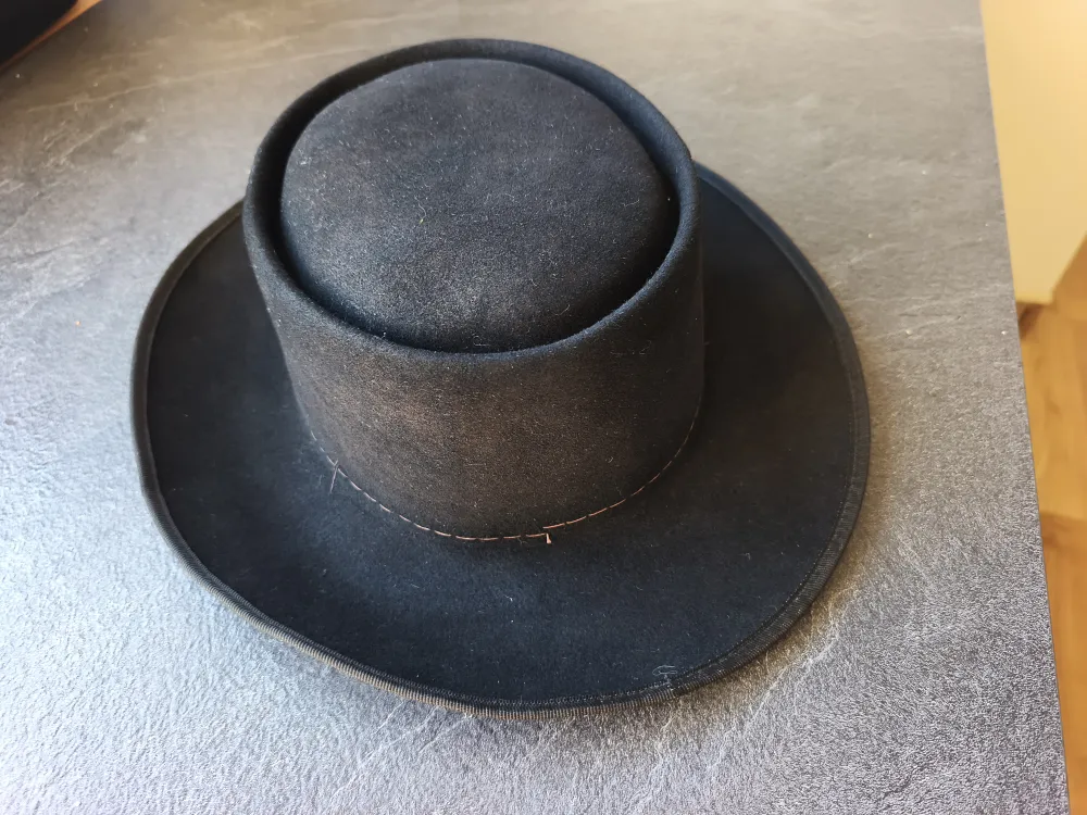 Hat image 2