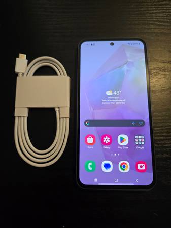 NEW Samsung Galaxy A35 UNLOCKED with warranty - $299 (Miami Beach) image 2