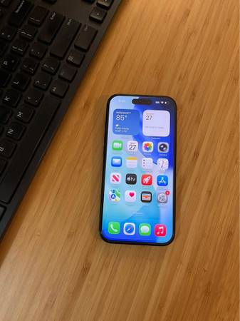 iPhone 15 ( Unlocked) All Original 128gb Black color (hollywood) image 3