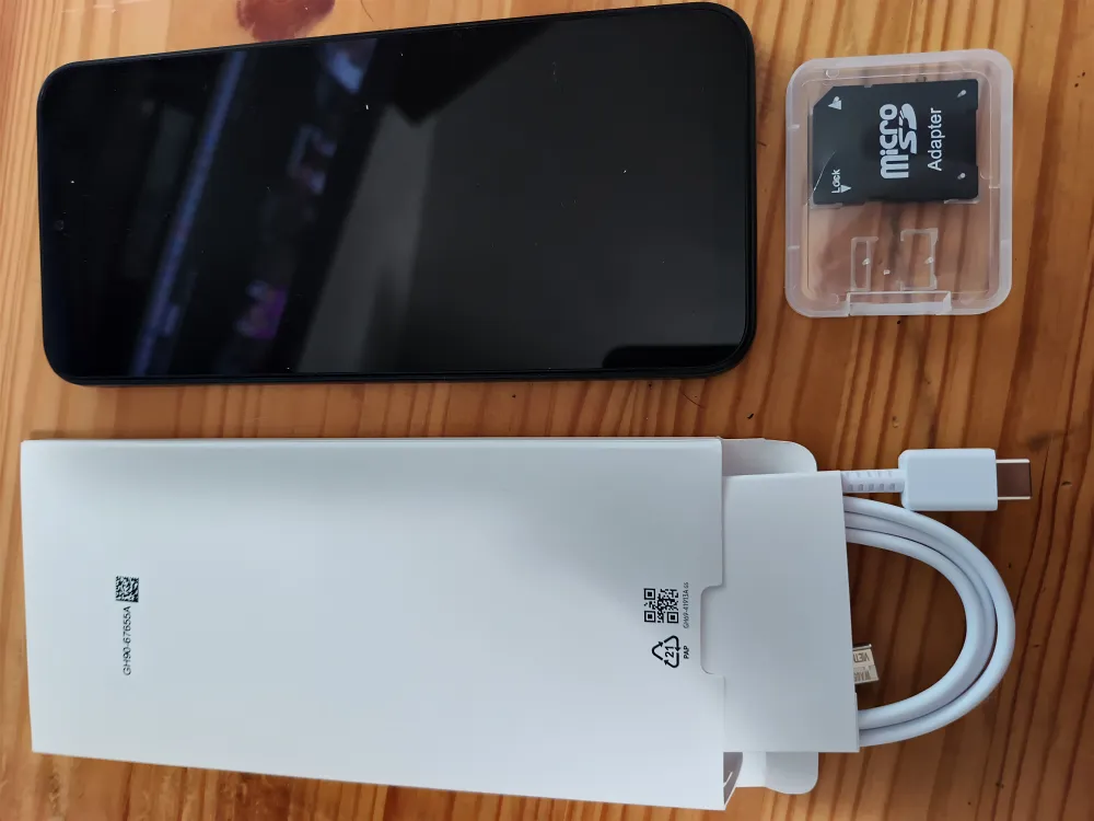 Newish Samsung Galaxy A14 5G phone image 4