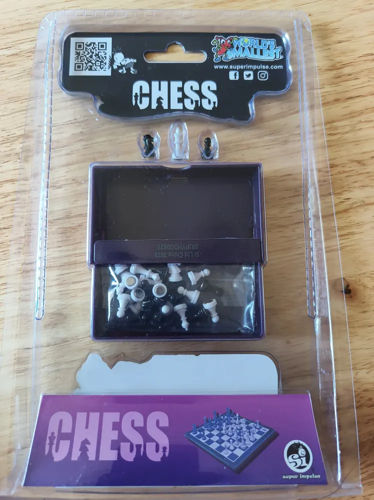 World Smallest : Chess image 2
