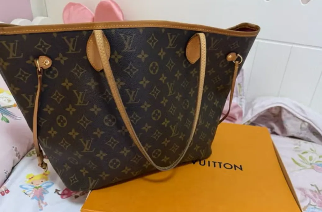 Louis Vuitton image 4