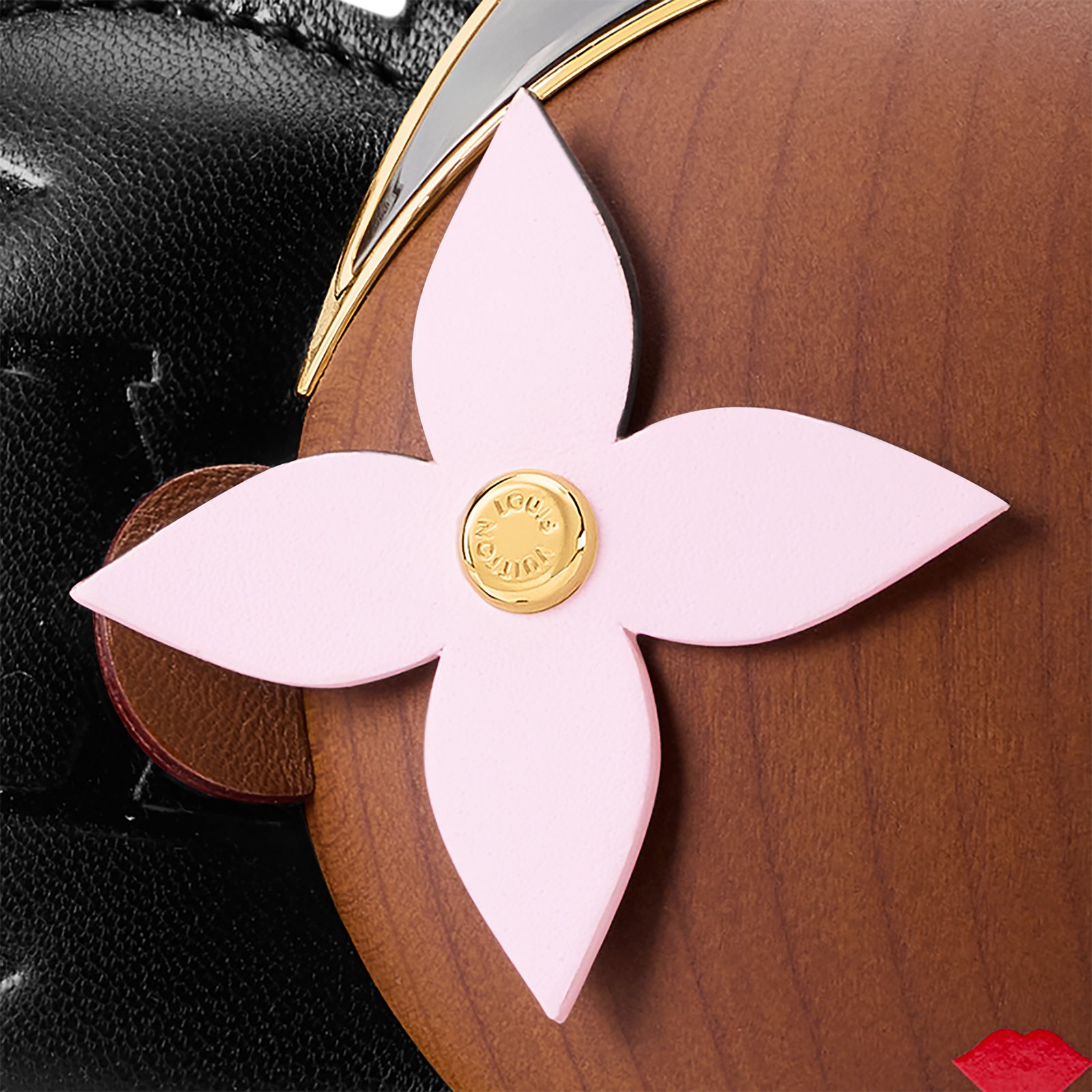 Louis Vuitton Vivienne Beauté Pat McGrath Figurine image 3