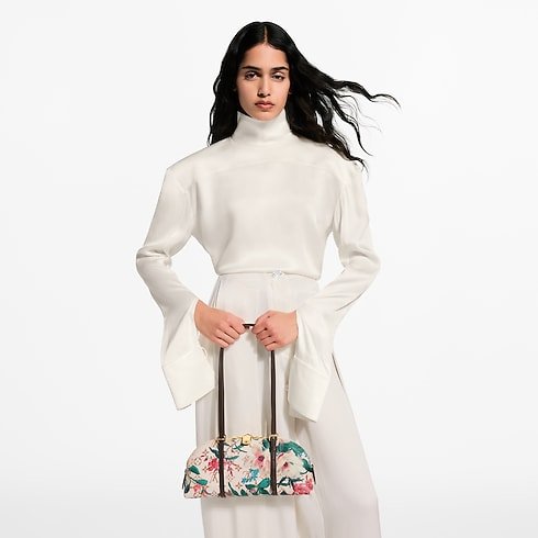Louis Vuitton Squire East West Bag image 2