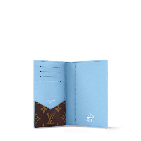 Louis Vuitton Passport Cover image 3