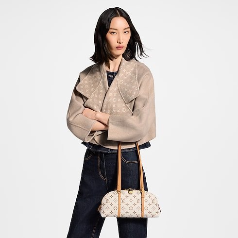 Louis Vuitton Squire East West Bag image 2