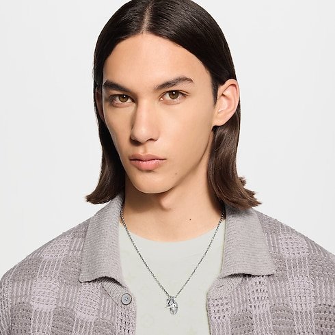 Louis Vuitton Monogram Flower Pendant Necklace image 2