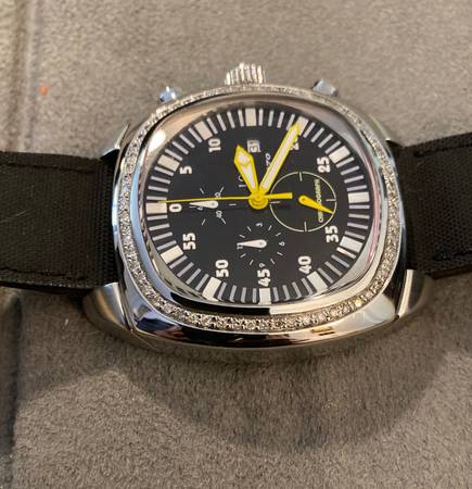 LOCMAN 1970 DIAMOND BEZEL BLACK CHRONOGRAPH WATCH - $800