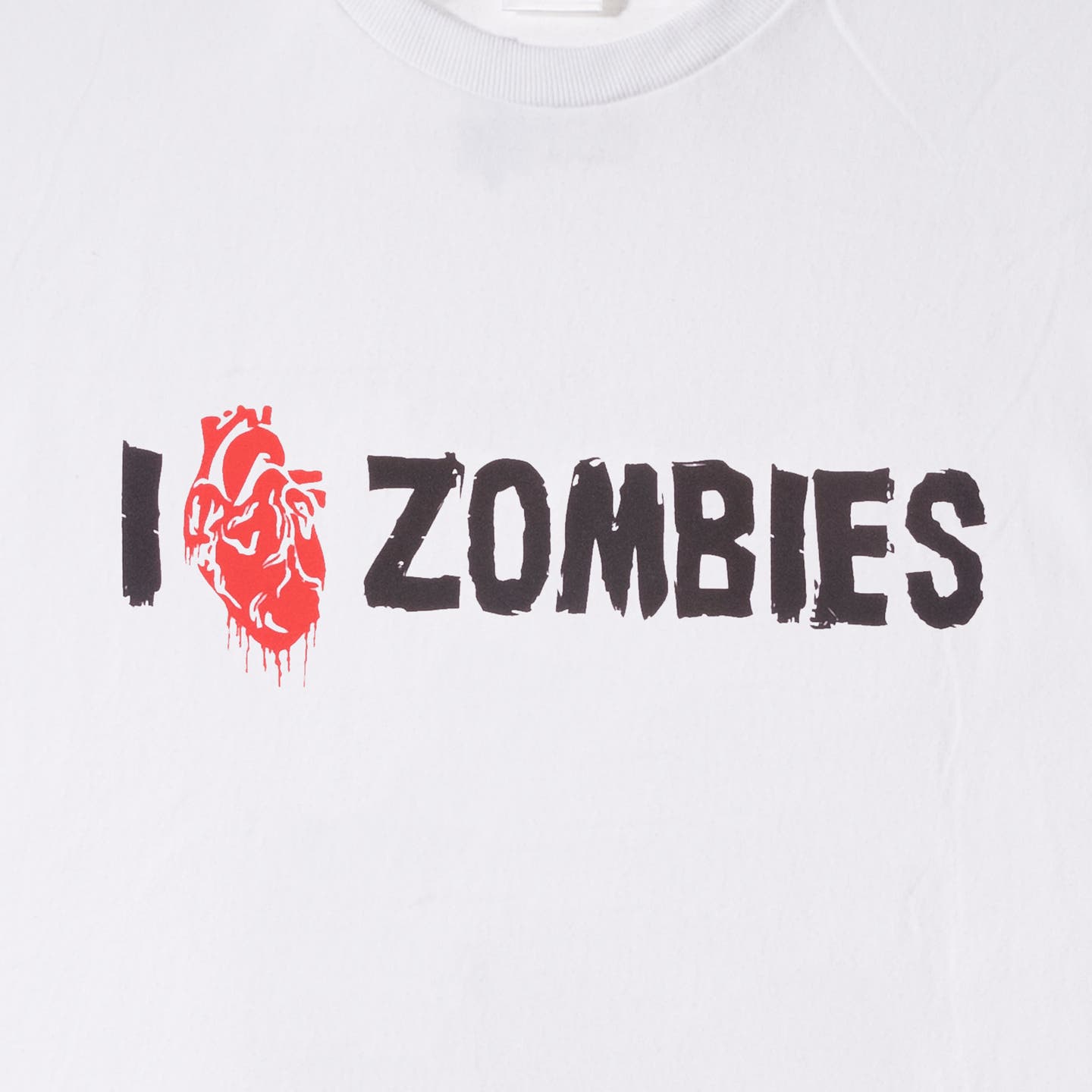I Heart Zombies Tee image 2